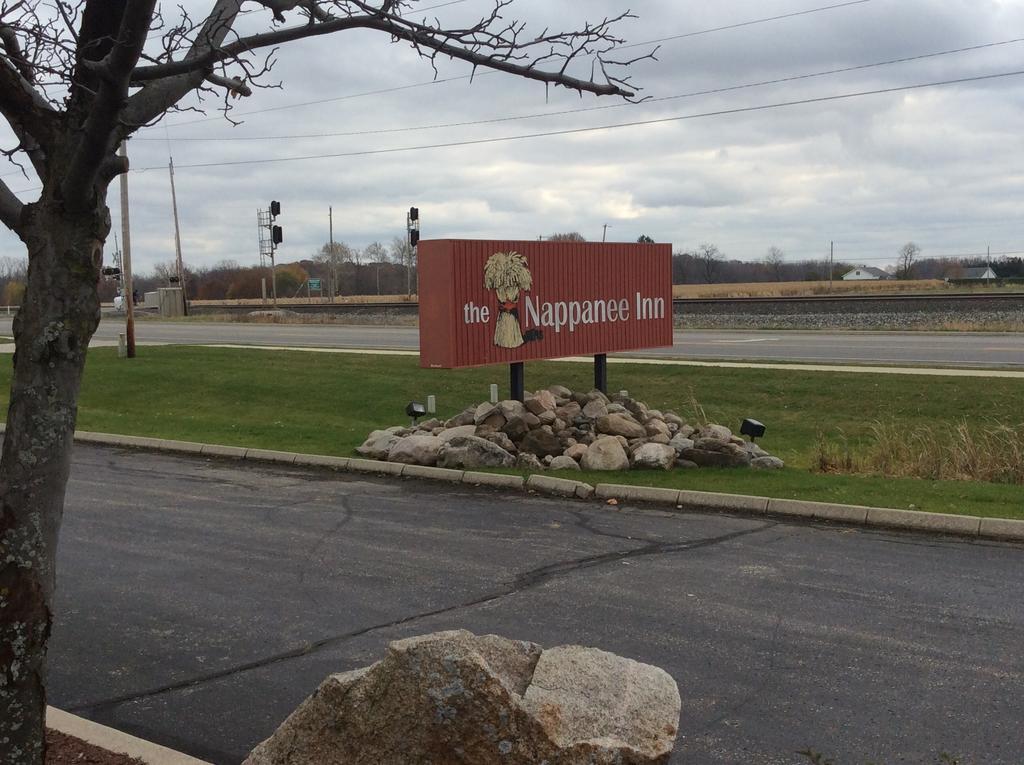 Countryside Inn Nappanee Buitenkant foto